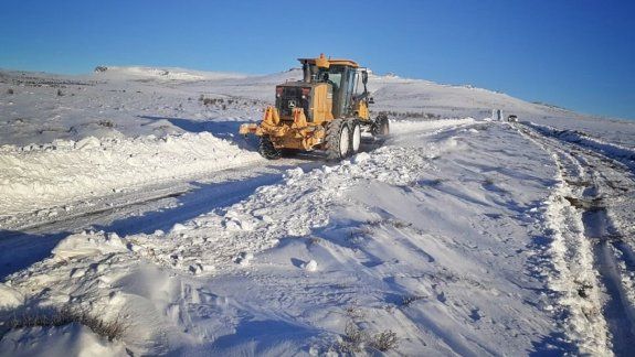 Nevadas: restringen el tránsito en rutas de la Región Sur y Andina