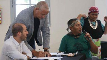bronca por la propuesta de nacion de ceder mas tierras a  mapuches