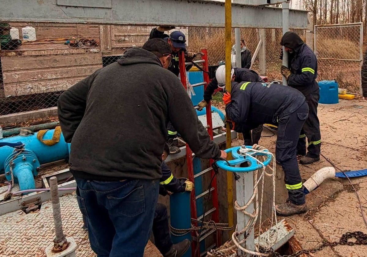 Corte programado de agua en la ciudad de Fernández Oro por obras de Aguas Rionegrinas. Foto: inforo