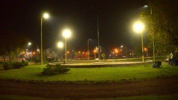 les pidieron fuego y los asaltaron con un cuchillo 