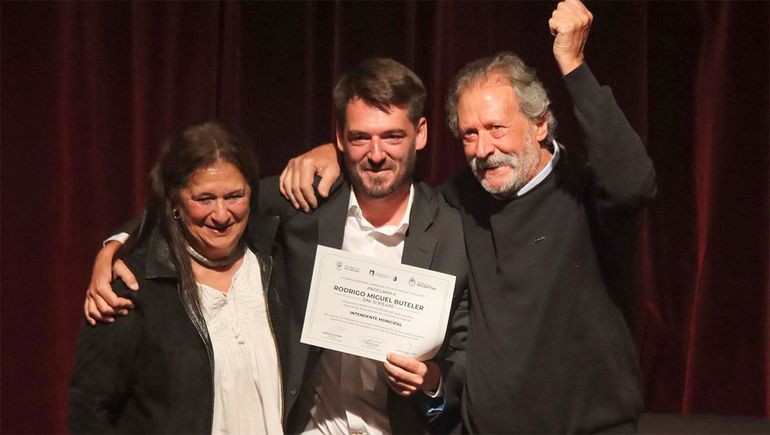 Acto de Proclamación de Autoridades: sin Weretilneck, Buteler recibió su certificado