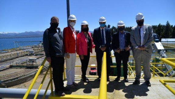 Carreras y el presidente inauguraron una obra de cloacas