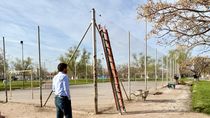 Las reformas incluyen el cambio de luminarias, la demarcación de toda la superficie del playón y colocación de nuevo alambrado.