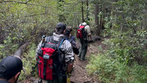 Un menor extraviado en el Parque Nacional Nahuel Huapi, obligó a desplegar un amplio operativo de búsqueda y rescate. Un menor extraviado en el Parque Nacional Nahuel Huapi, obligó a desplegar un amplio operativo de búsqueda y rescate.