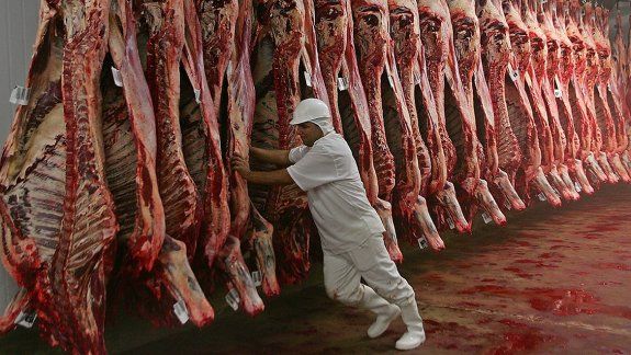 Son tiempos de altos precios de la carne y de un bajo consumo. La inflación aleja la carne de la mesa de los cipoleños. Y de los argentinos, en general. &nbsp;