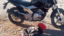 La moto robada y el menor acusado del hecho. Lo trasladaron a un internado de Buenos Aires.  La moto robada y el menor acusado del hecho. Lo trasladaron a un internado de Buenos Aires.