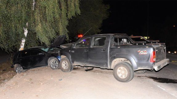 Iba borracho y provocó un choque en cadena: destruyó 4 vehículos