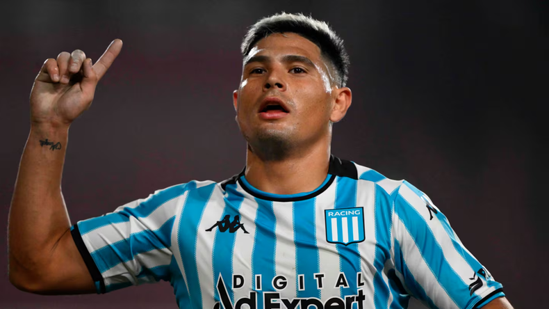 Cuáles son los cinco jugadores que compró Racing con la plata de la venta de Maxi Salas