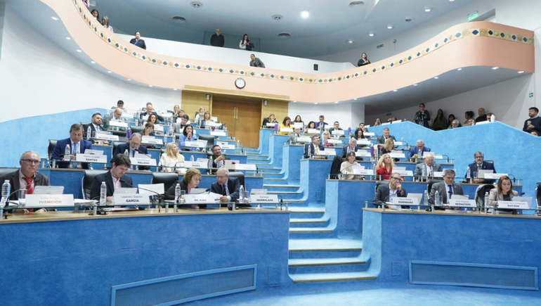 La Legislatura de Río Negro llevó adelante su primera sesión ordinaria tras 81 días sin actividad.
