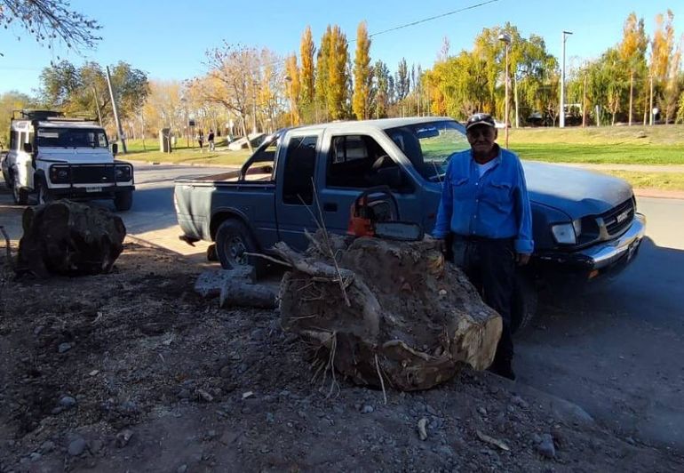 Hipólito, el primer trabajador. Una vida dedicada al laburo.
