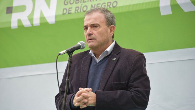 Pesatti le volvió a pegar a Nación por su plan económico