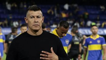Jorge Almirón puso una peculiar cláusula en Boca.
