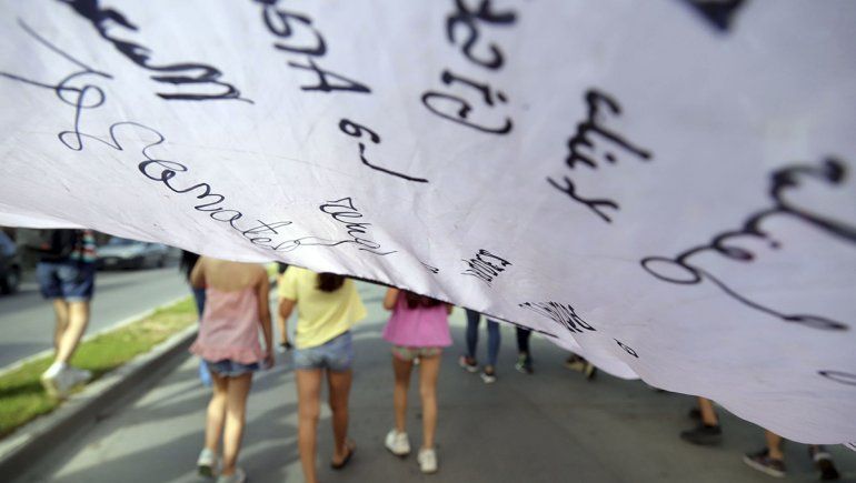 El banderazo por la memoria trans llegó a la provincia