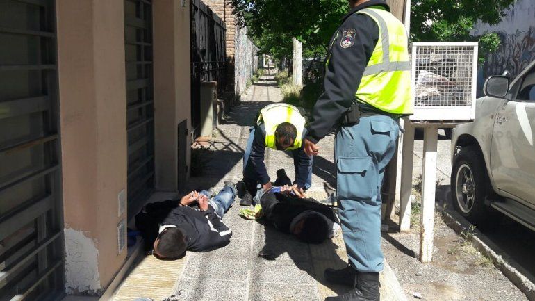 Dos cipoleños atrapados robando en Neuquén