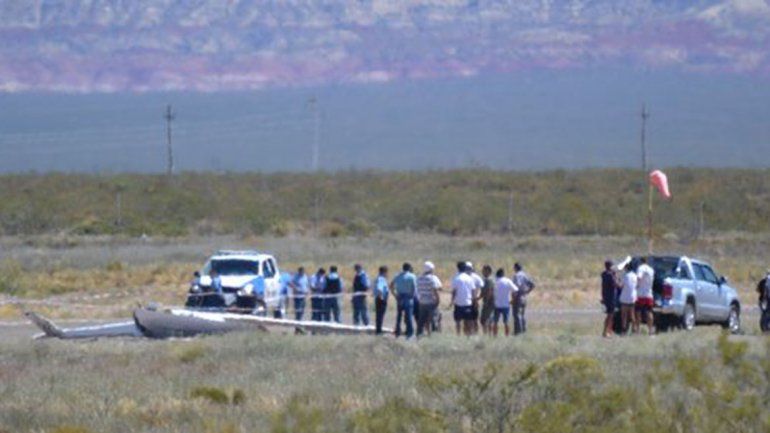 Cayó un aeroplano en el aeropuerto de Cutral Co: murió el piloto oriundo de Neuquén