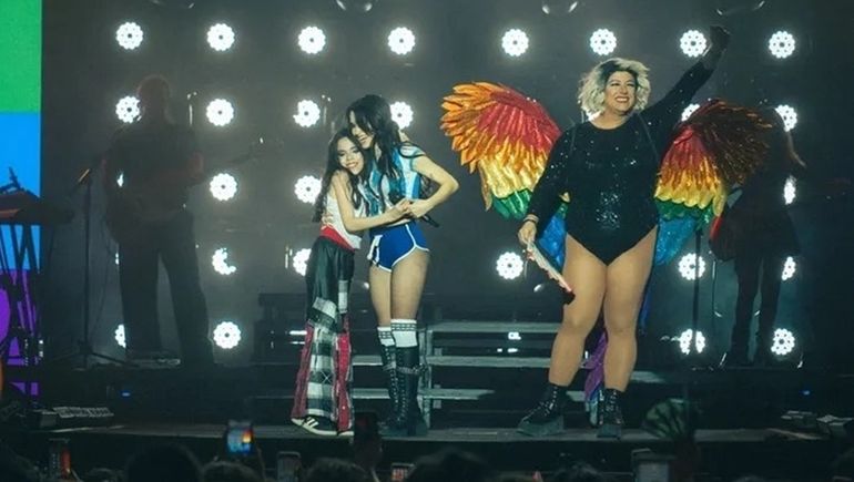 Tomi (Tomás Espinosa) junto a Lali Espósito