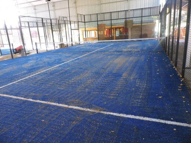 Una cancha de Pádel vacía. ¿Vuelve la acción?