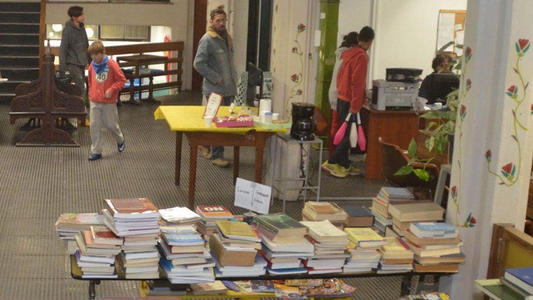 La Biblioteca Popular Bernardino Rivadavia es una institución emblema en la ciudad. La crisis económica le está pegando fuerte