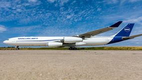 El aterrizaje se dio alrededor de las 16 horas de este martes. | LMCipolletti.com El aterrizaje se dio alrededor de las 16 horas de este martes.