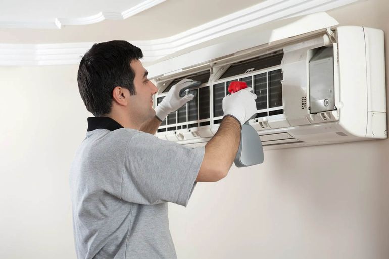 El truco casero y efectivo para limpiar el aire acondicionado y dejarlo como nuevo