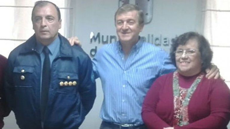 Tortoriello y Jara firmaron ayer el convenio en el edificio municipal.
