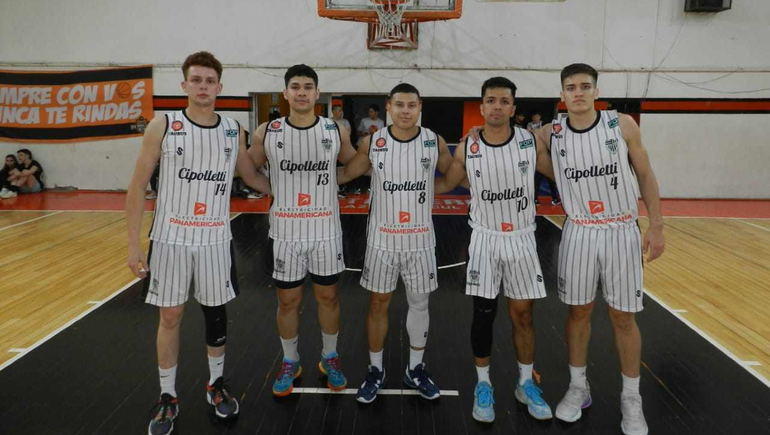 El 5 titular de Cipolletti que logró la clasificación a la Liga Federal. Fotos: gentileza Leo Sánchez