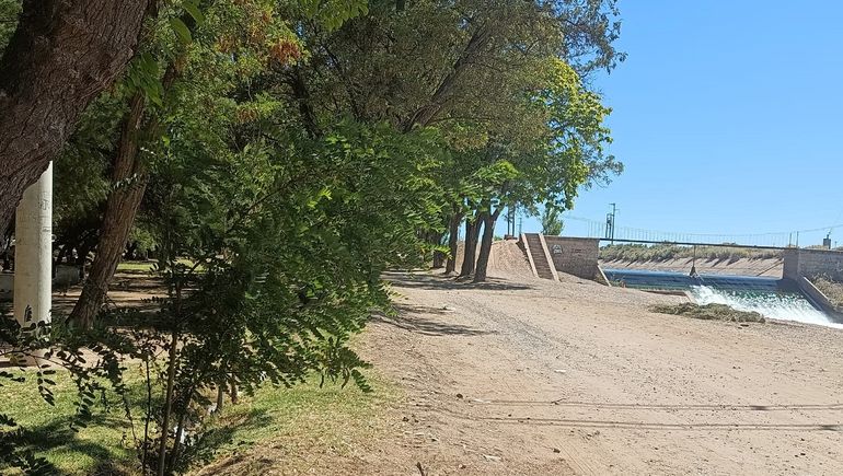 El hecho ocurri&oacute; en el Balneario El 30, en jurisdicci&oacute;n de Cipolletti, el mi&eacute;rcoles por la tarde.