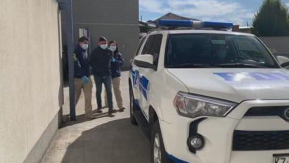 Maestras capturan a pedófilo que estudiaba para docente 