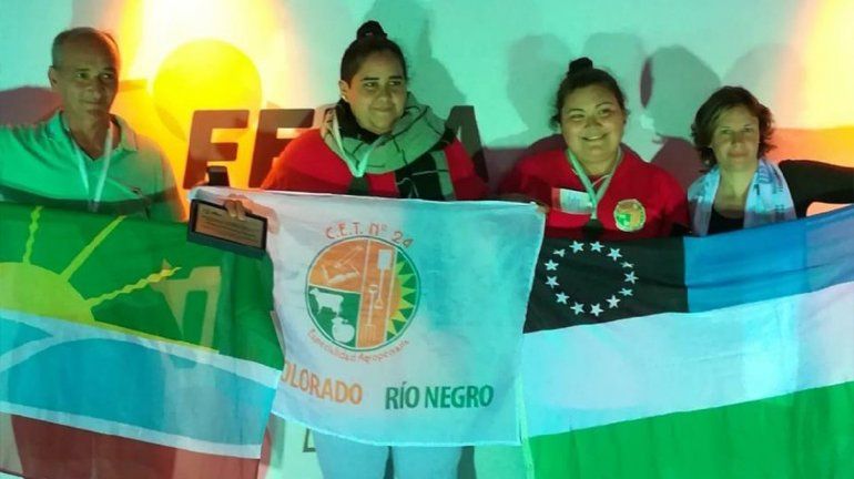 Clubes de ciencias, en la feria nacional de educación