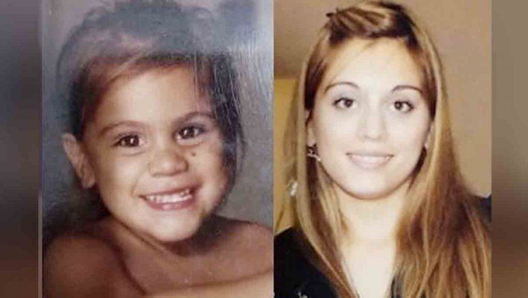 Afirma que tuvo una infancia feliz, pero su deseo es encontrar a su madre biológica.