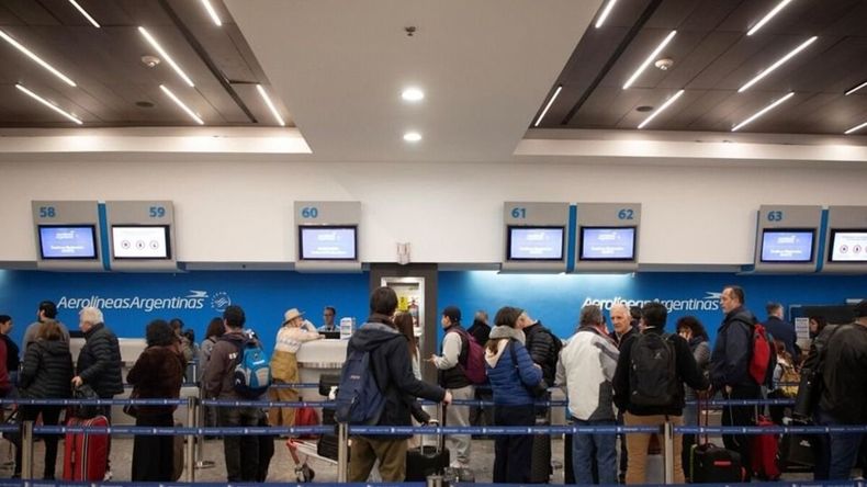 Se verán afectados los vuelos entre las 18.00 horas de este martes y hasta las 2 de la mañana del miércoles.