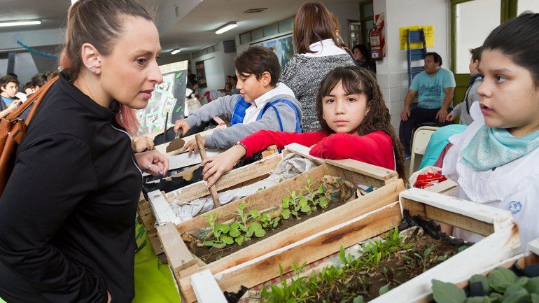 Todo el color de la Feria de Ciencias de la Escuela 258