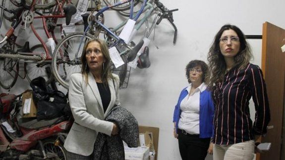 La jueza Liliana Piccinini recorrió el edificio del fuero penal cipoleño.