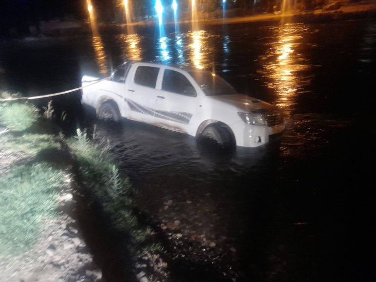 El parte oficial de la Comisar&iacute;a N&ordm;46 de Fern&aacute;ndez Oro inform&oacute; que el motivo de la p&eacute;rdida del control fue que la mujer intent&oacute; esquivar un perro que se cruz&oacute; en su camino.