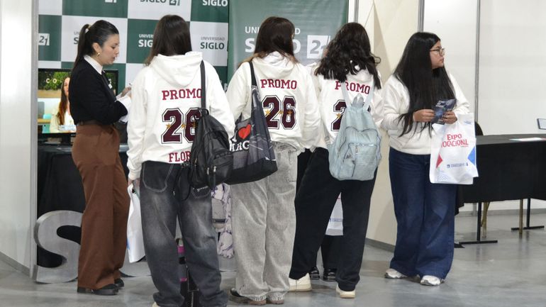Universidades públicas y privadas, se presentan en estas dos jornadas a ofrecer sus alternativas de carreras. Universidades públicas y privadas, se presentan en estas dos jornadas a ofrecer sus alternativas de carreras.