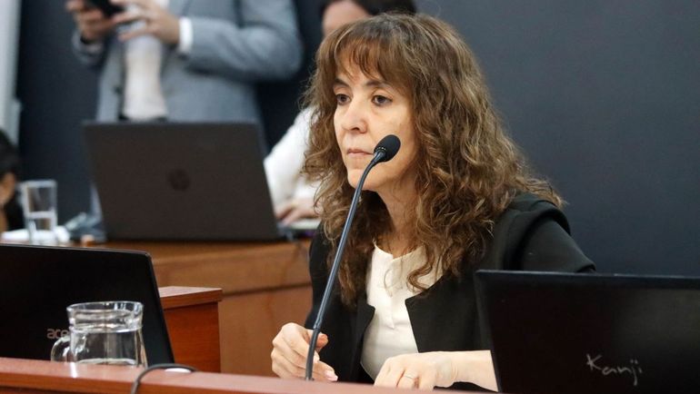 La fiscal jefe de General, Roca Teresa Giuffrida, act&uacute;a en el juicio por el femicidio de Agustina.&nbsp; &nbsp;