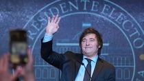 Con una estética norteamericana, Javier Milei tendrá un nuevo espacio de difusión en redes sociales.