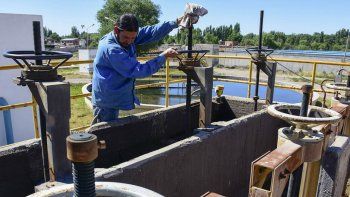 prefectura aseguro que el limay no esta contaminado