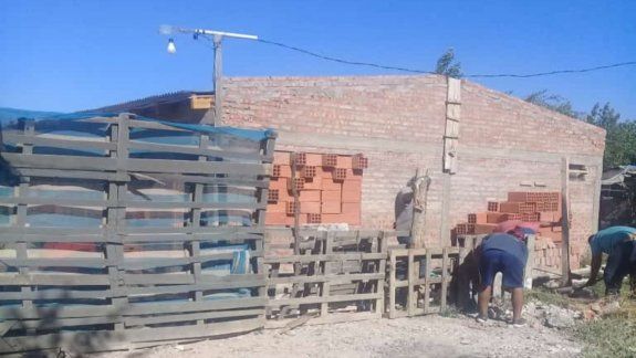 2 de Febrero: vecinos justicieros recuperaron la casa usurpada 