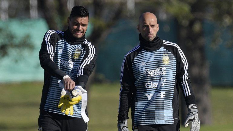 Romero rompió el silencio y dijo que hubiese estado listo para atajar con Islandia