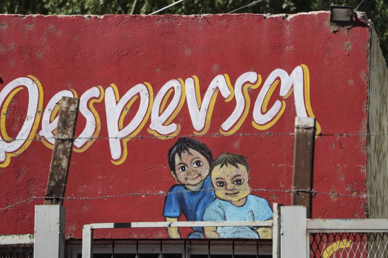 El frente de la despensa donde ocurrió el crimen. Foto Anahí Cárdena.