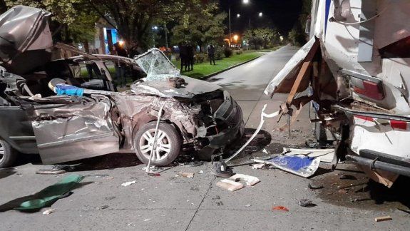 El Bolsón: joven murió en un brutal accidente en pleno centro 