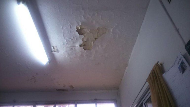 Unter denunció el mal estado  de las escuelas en la ciudad