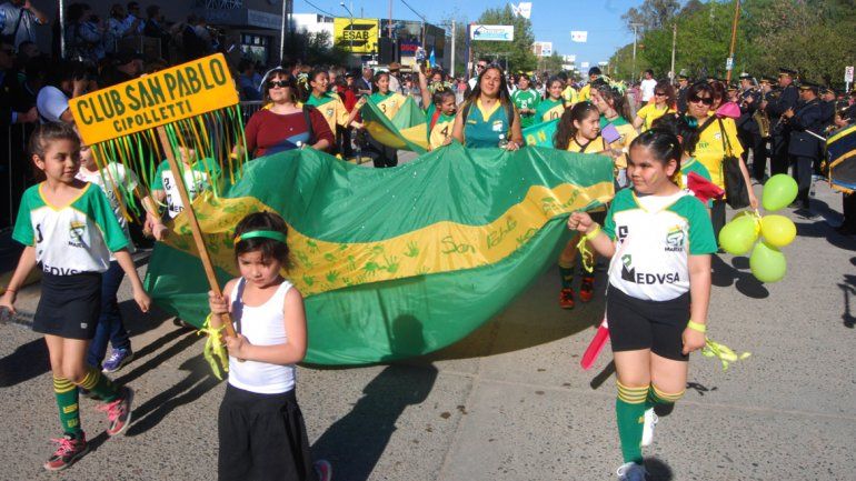 Miles de cipoleños salieron a la calle a celebrar el cumple de la ciudad
