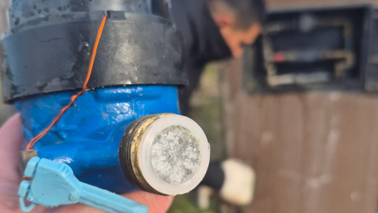 Los medidos que se reportaron, fueron por congelamiento y alta presión del agua.