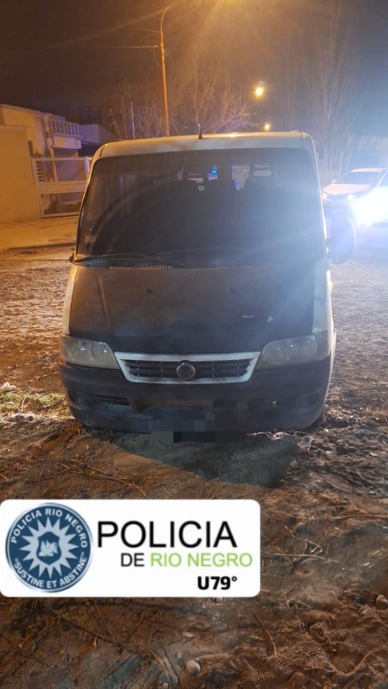 Una trafic abandonada, tras una persecución, derivó en el recupero del rodado que había sido robado en el centro de Cipolletti.