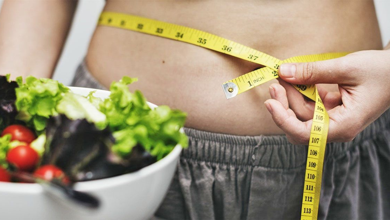 ¿Hay algún alimento especial para bajar de peso? Mirá lo que dice la IA.