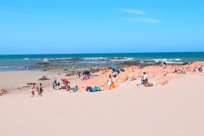 Piedras Coloradas, la playa donde los chicos compartían una fiesta. La foto es de archivo 