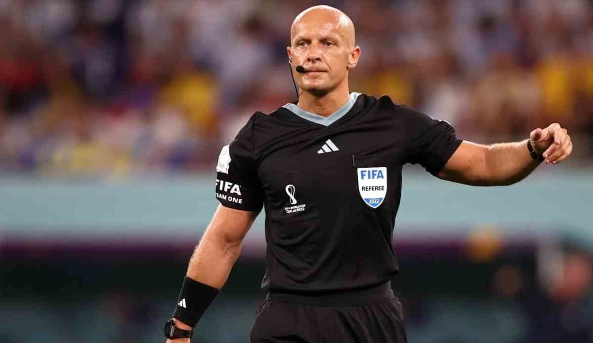 Quién será el árbitro de la final del mundo entre Argentina y Francia 