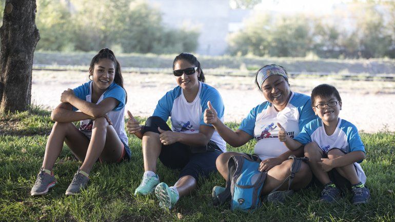 Una fiesta: mirá todo el color de la  33ª Corrida de Cipolletti
